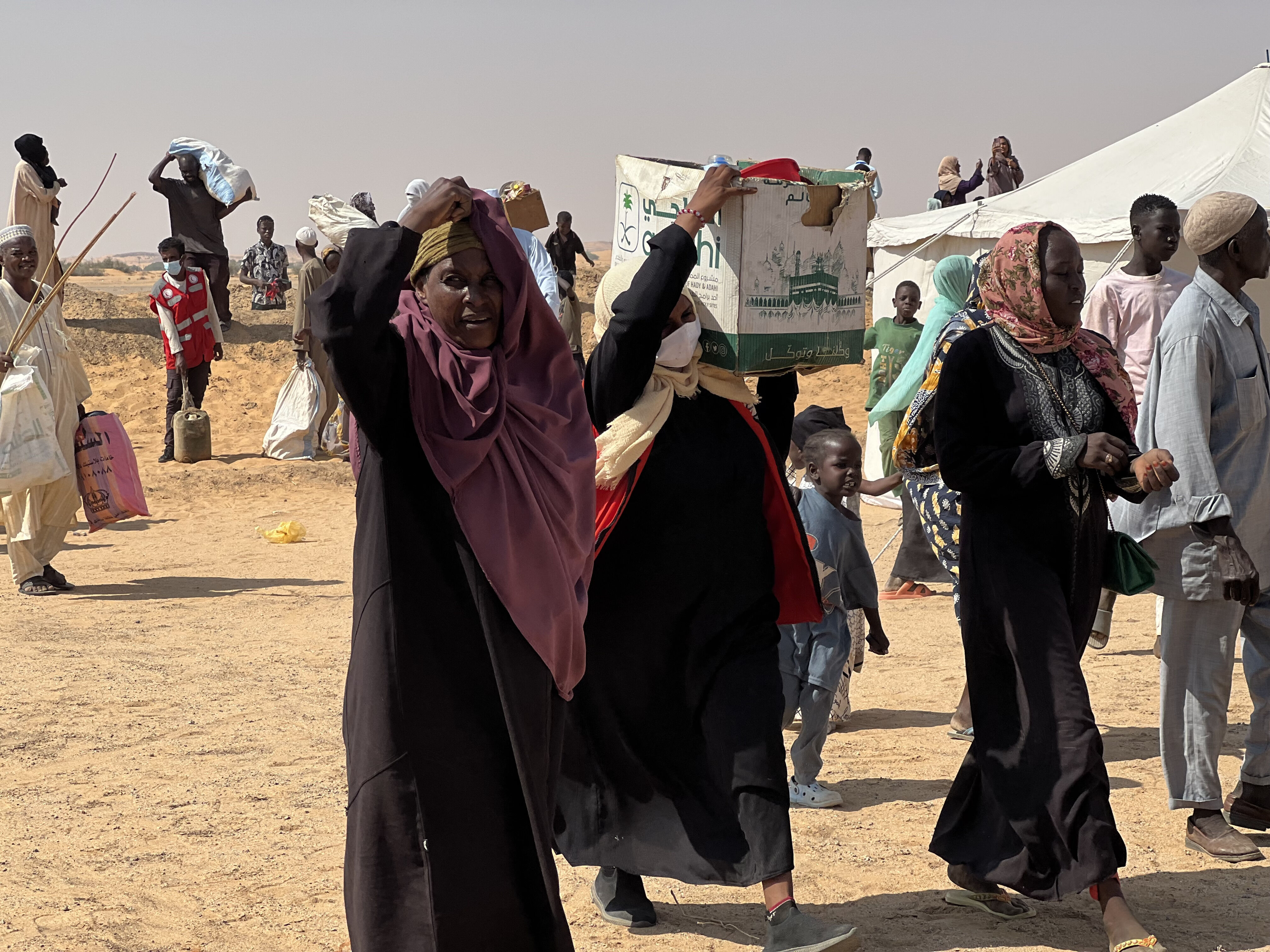 Sudan'da insanlık dramı... Tarihin en geniş kapsamlı 'yerinden edilme' vakası! Sudan'da insanlık dramı... Tarihin en geniş kapsamlı 'yerinden edilme' vakası! - 1. Resim