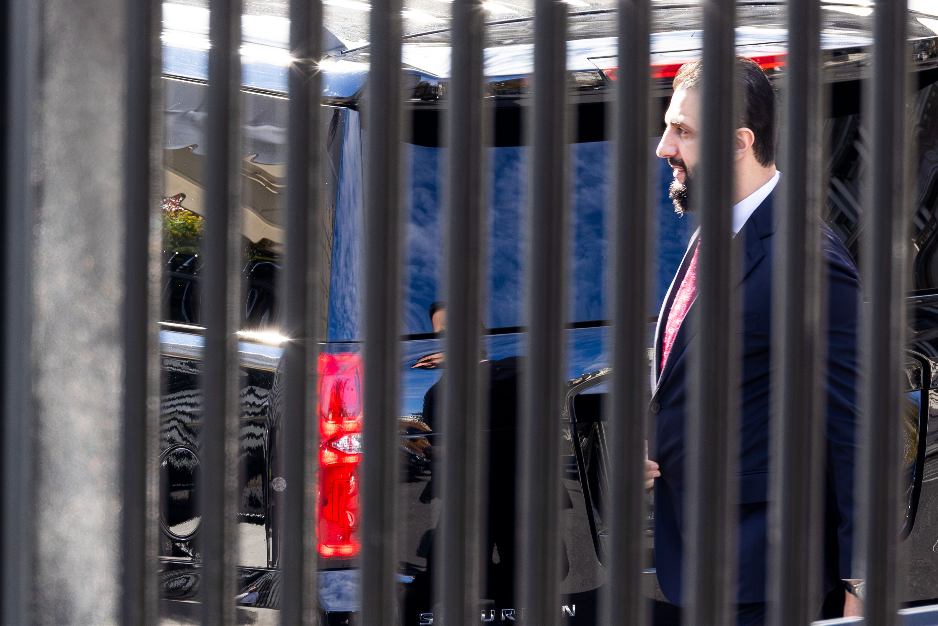 Suriye lideri Ahmed Şara'ya yönelik 2 suikast engellendi! DEAŞ'ın kirli planları tutmadı - 2. Resim