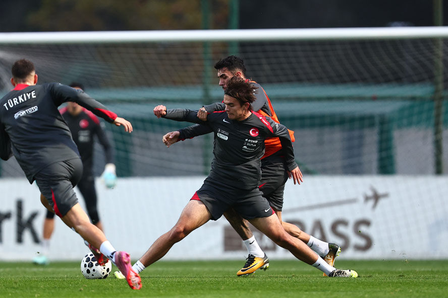 A Milli Futbol Takım kadrosunda 2 sürpriz isim - 1. Resim