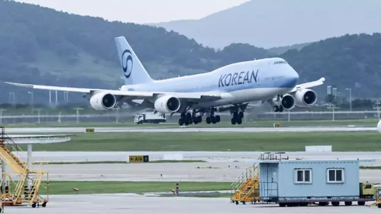  - Güney Kore'de üniversite sınavı kararı! Uçuşlar askıya alınacak