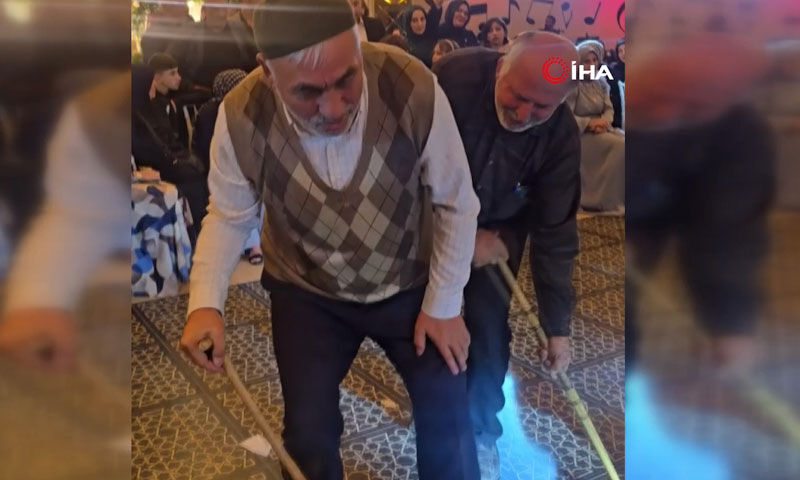 Kanseri neşeyle yendi! Düğündeki performansıyla gençlere taş çıkarttı - 1. Resim