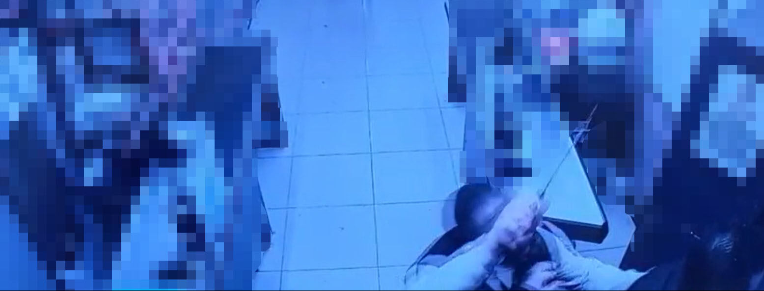 Kasiyere 'çocuğu neden uyardın' dayağı! Baba ve yanındakiler dehşet saçtı - 1. Resim