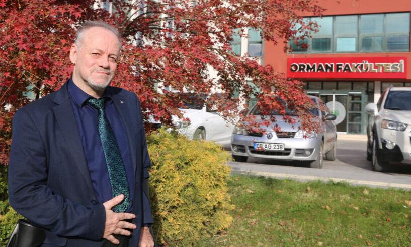 Artvin Çoruh Üniversitesi Orman Fakültesi Öğretim Üyesi Prof. Dr. Temel Göktürk