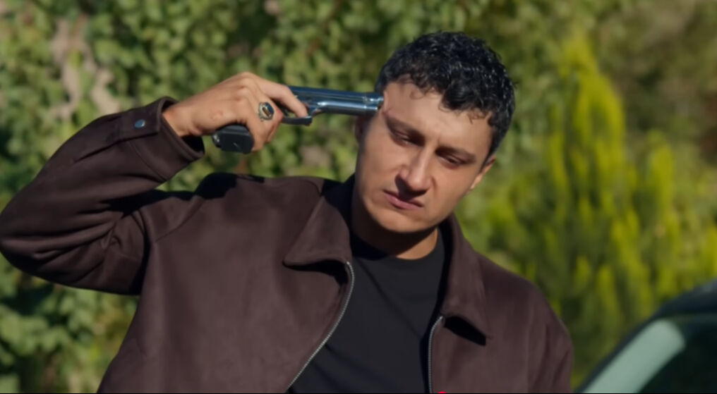 Uzak Şehir Şahin öldü mü, Alperen Çankaya diziden ayrılıyor mu? - 1. Resim