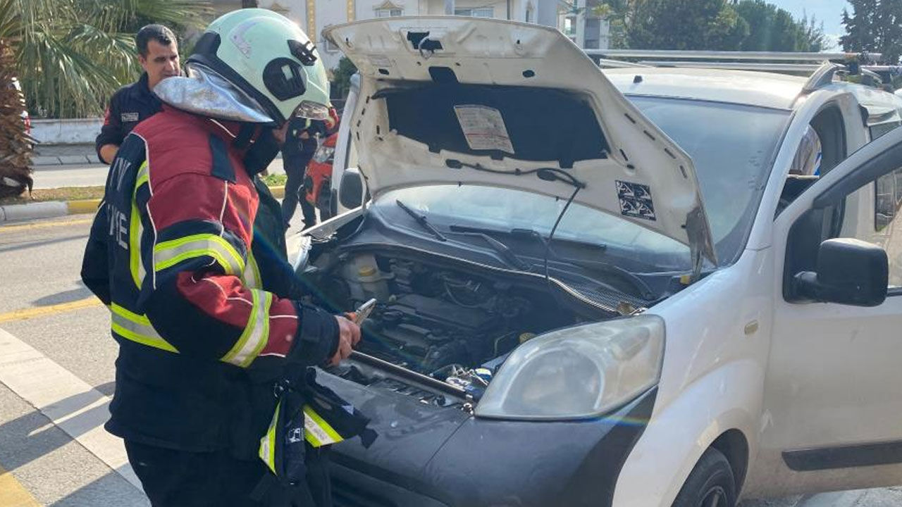 Bir anda alev topuna döndü! Vatandaşlar facianın önüne geçti - 2. Resim