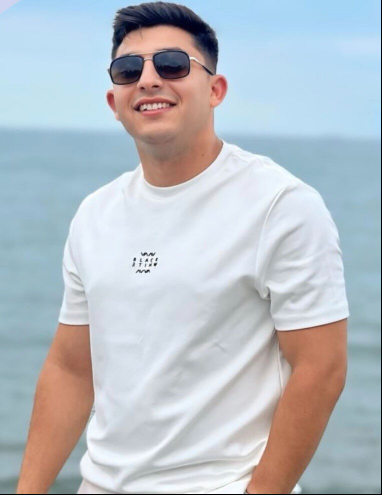 Düşen uçakta korkunç şüphe! Acı haber ailelere ulaştı, şehitlerimizin kimliği belli oldu - 22. Resim