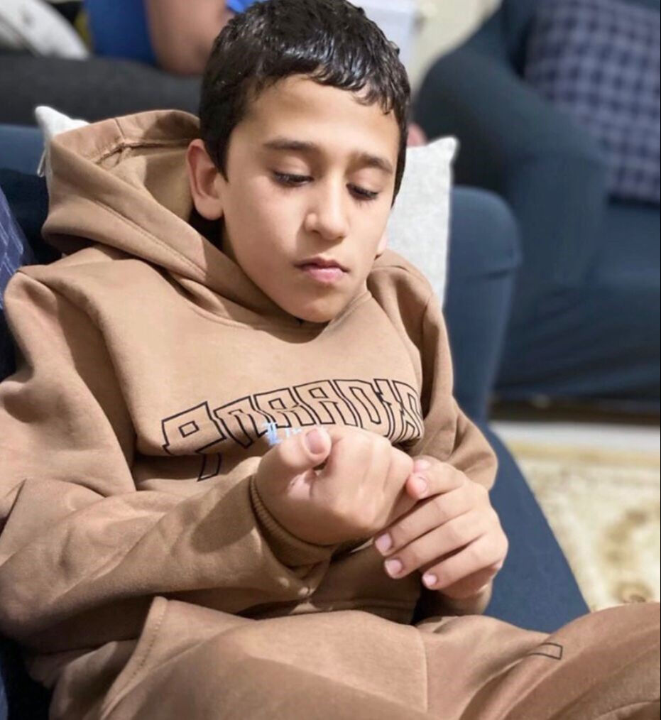 Elazığ’da acı olay! Otizmli Veysel Bilen gözyaşlarıyla defnedildi - 2. Resim