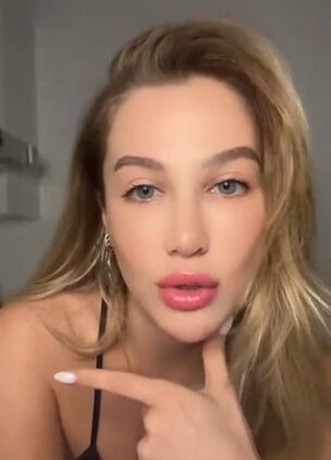 “Fakirlerle aynı kokmak istemiyorum” diyen fenomen Yasemin Arı’ya tepki yağdı - 2. Resim