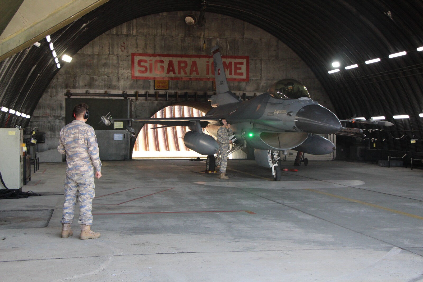 Gürcistan'daki uçak kazasında dikkat çeken detay! 10 şehit aynı üsten çıktı - 2. Resim