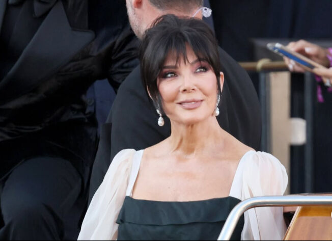 Kris Jenner'ın doğum günü milyarderler geçidine dönüştü! Davetlilerin 600 milyar dolarlık serveti dudak uçuklattı - 1. Resim