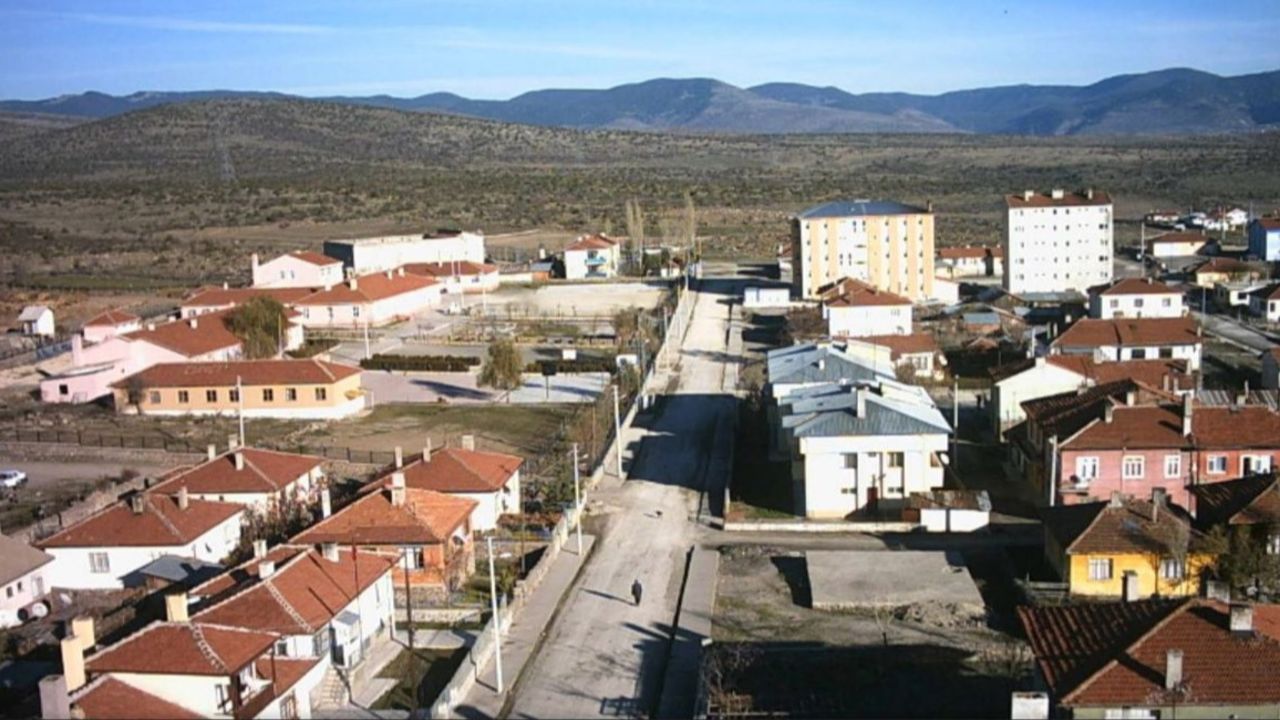  - Bir ilçemiz köy olma tehlikesiyle karşı karşıya