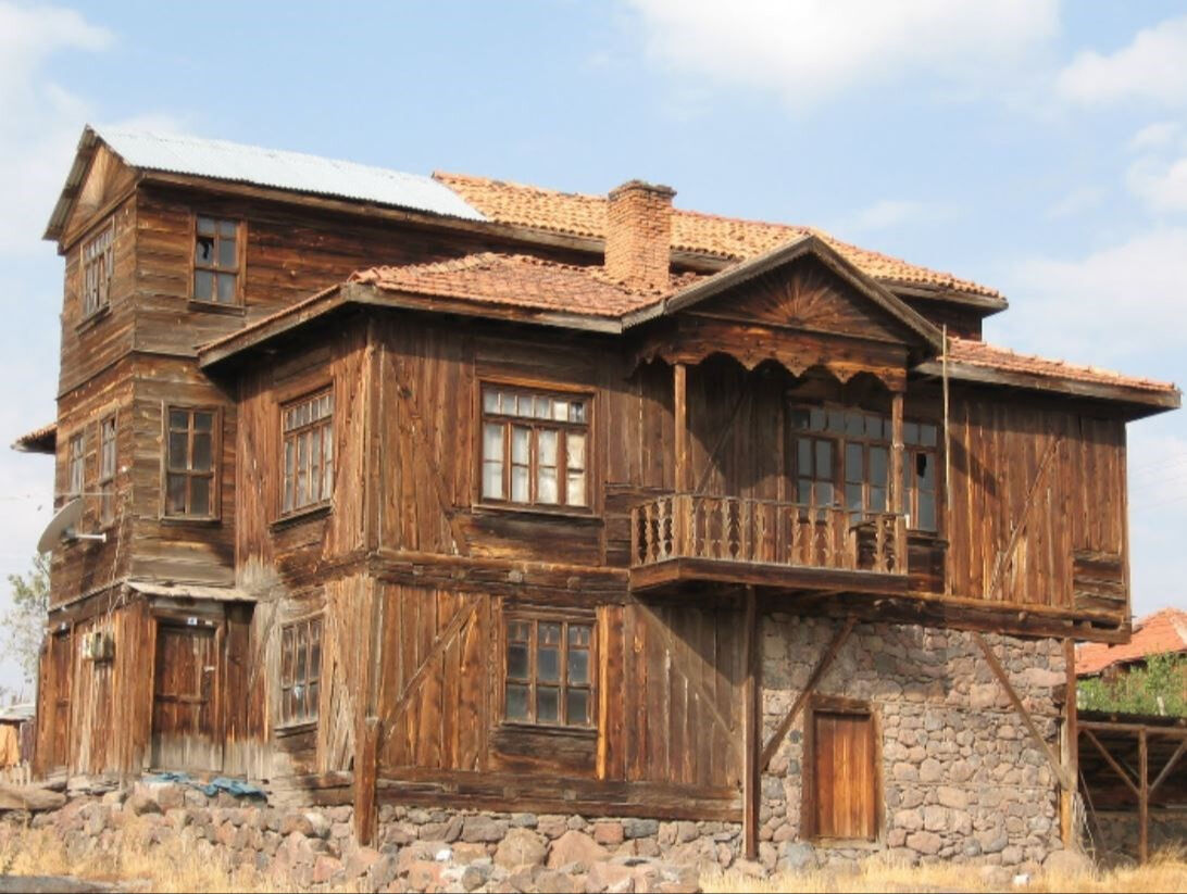 Nüfusu 2 binin altına düştü! 1000 yıllık tarihi olan ilçe köy olma tehlikesiyle karşı karşıya Nüfusu 2 binin altına düştü! 1000 yıllık tarihi olan ilçe köy olma tehlikesiyle karşı karşıya - 4. Resim