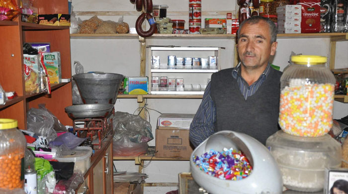 Bu bakkalda para geçmiyor Bu bakkalda para geçmiyor