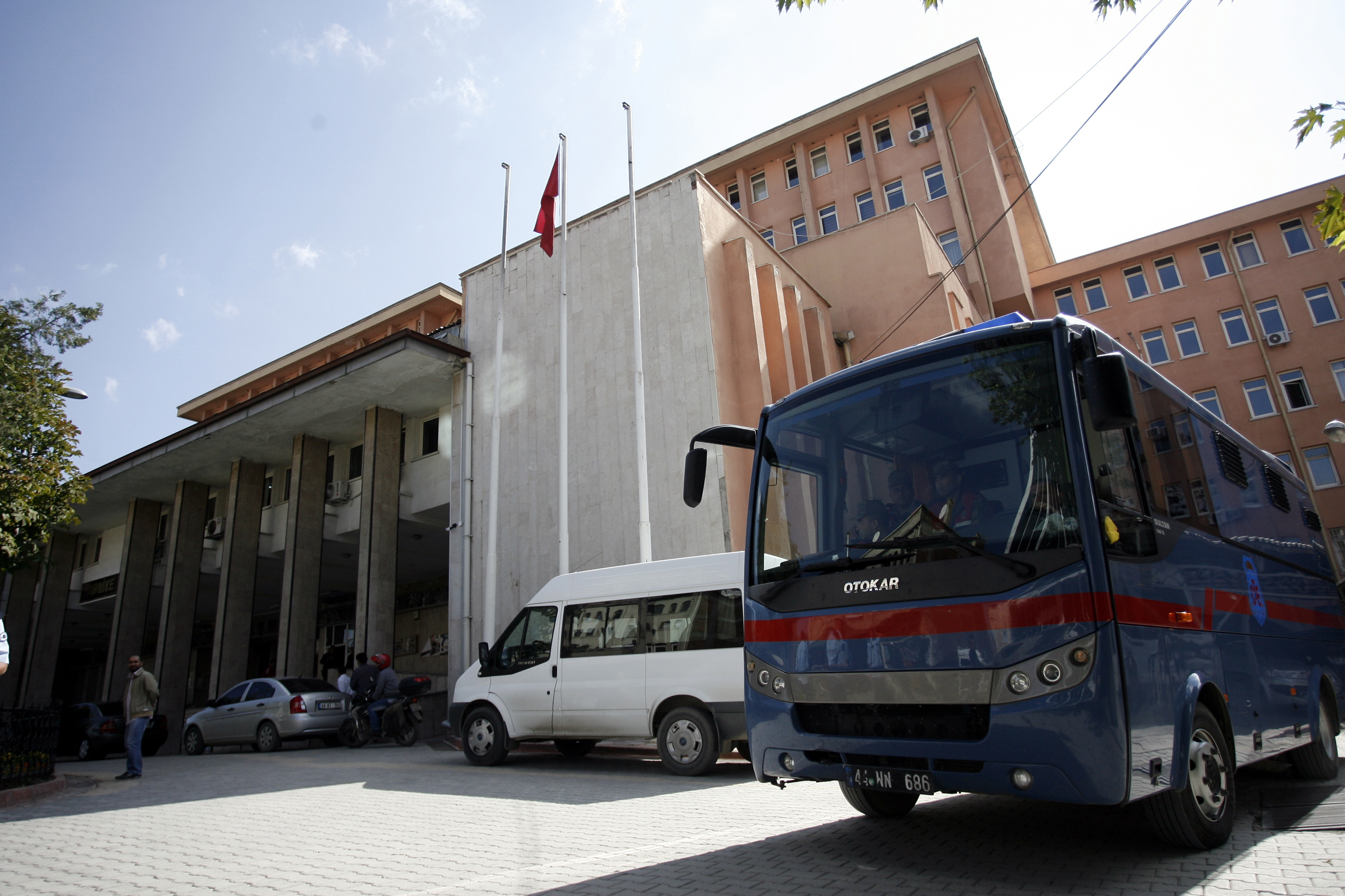 KCK davasında karar! KCK davasında karar!