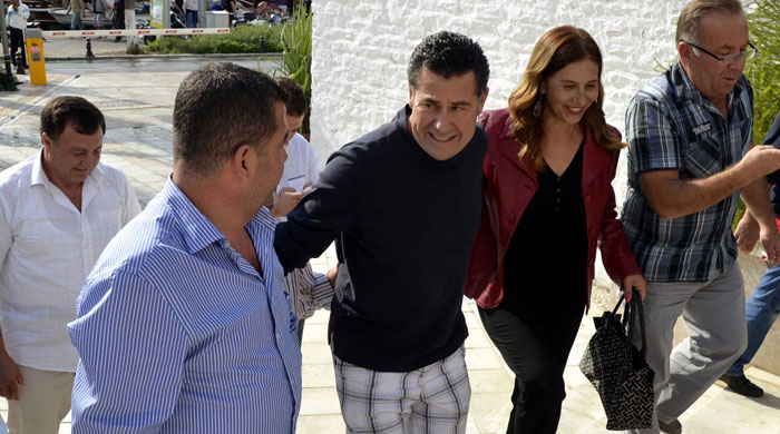 Kocadon, görevine iade edildi Kocadon, görevine iade edildi