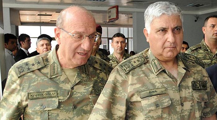 Komutanlar sıcak bölgede! Komutanlar sıcak bölgede!
