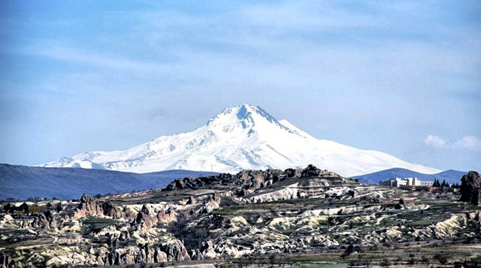 Erciyes'e kar yağdı Erciyes'e kar yağdı