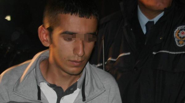 18'lik genç 33 kilo esrarla yakalandı 18'lik genç 33 kilo esrarla yakalandı