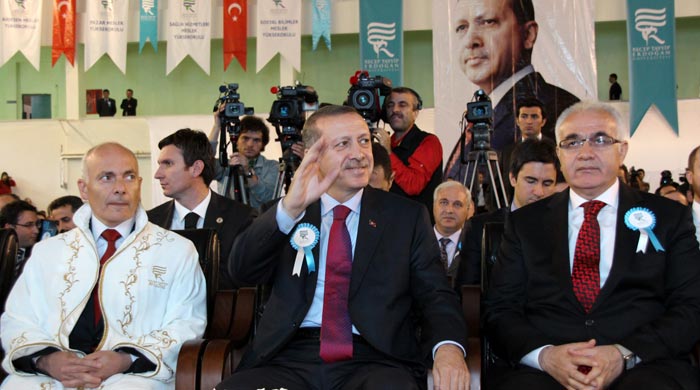 O imam hatipliler ülkeyi yeniden inşa ediyor O imam hatipliler ülkeyi yeniden inşa ediyor