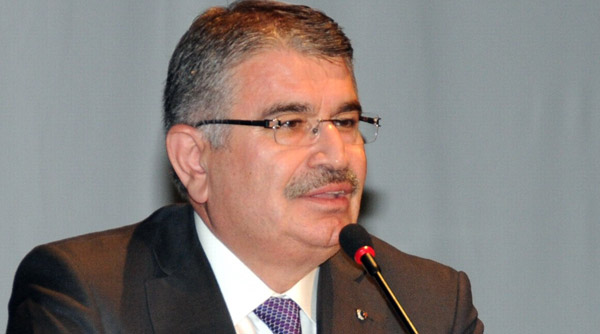 Şahin: Birliğimizi korumak namus borcumuz Şahin: Birliğimizi korumak namus borcumuz