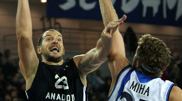 Türk Telekom: 57 - Anadolu Efes: 96