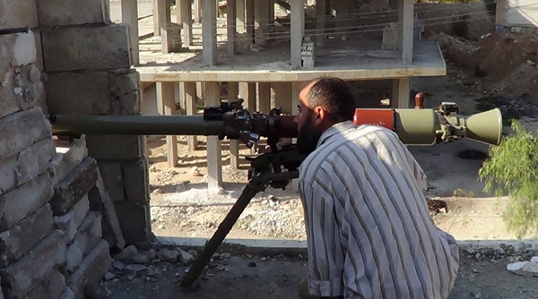 PYD'liler ve muhalifler arasında şiddetli çatışma PYD'liler ve muhalifler arasında şiddetli çatışma