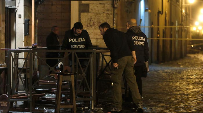 Lazio taraftarı dehşet saçtı: 10 yaralı Lazio taraftarı dehşet saçtı: 10 yaralı