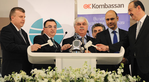 Gong Kombassan için çaldı