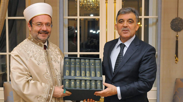 Gül, Muharrem iftarı verecek 