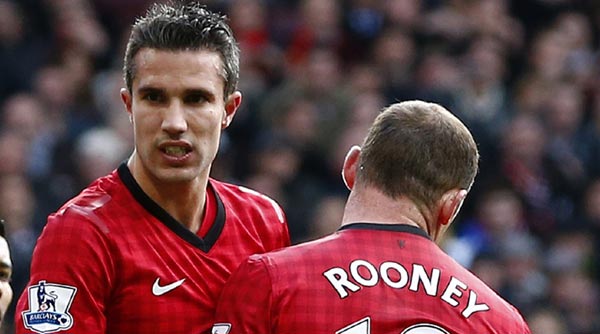 Van Persie, eski takımı Arsenal'i yaktı Van Persie, eski takımı Arsenal'i yaktı