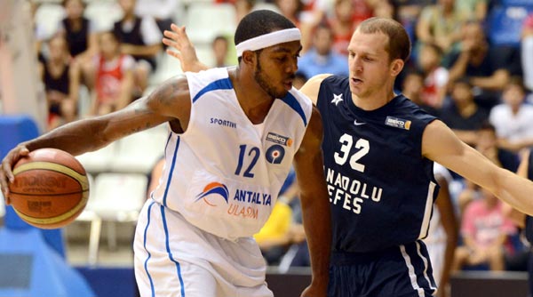 Antalya BB: 65 - Anadolu Efes: 74