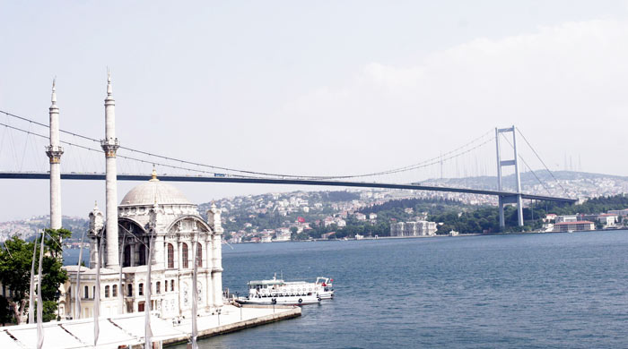 CNN: 2013'te İstanbul'a gidin