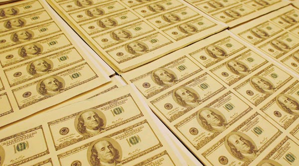 Dolar 4 haftanın en yükseğinde