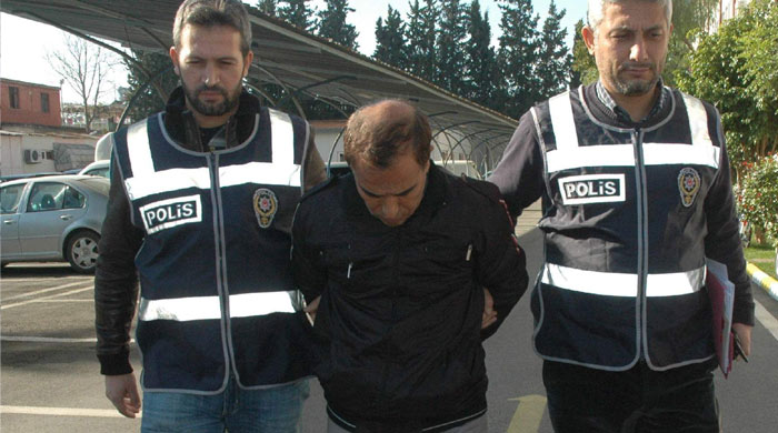 İşsiz kalınca dolandırıcı oldu İşsiz kalınca dolandırıcı oldu