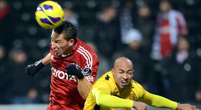 Süper Lig'de Kartal maç fazlasıyla lider Süper Lig'de Kartal maç fazlasıyla lider