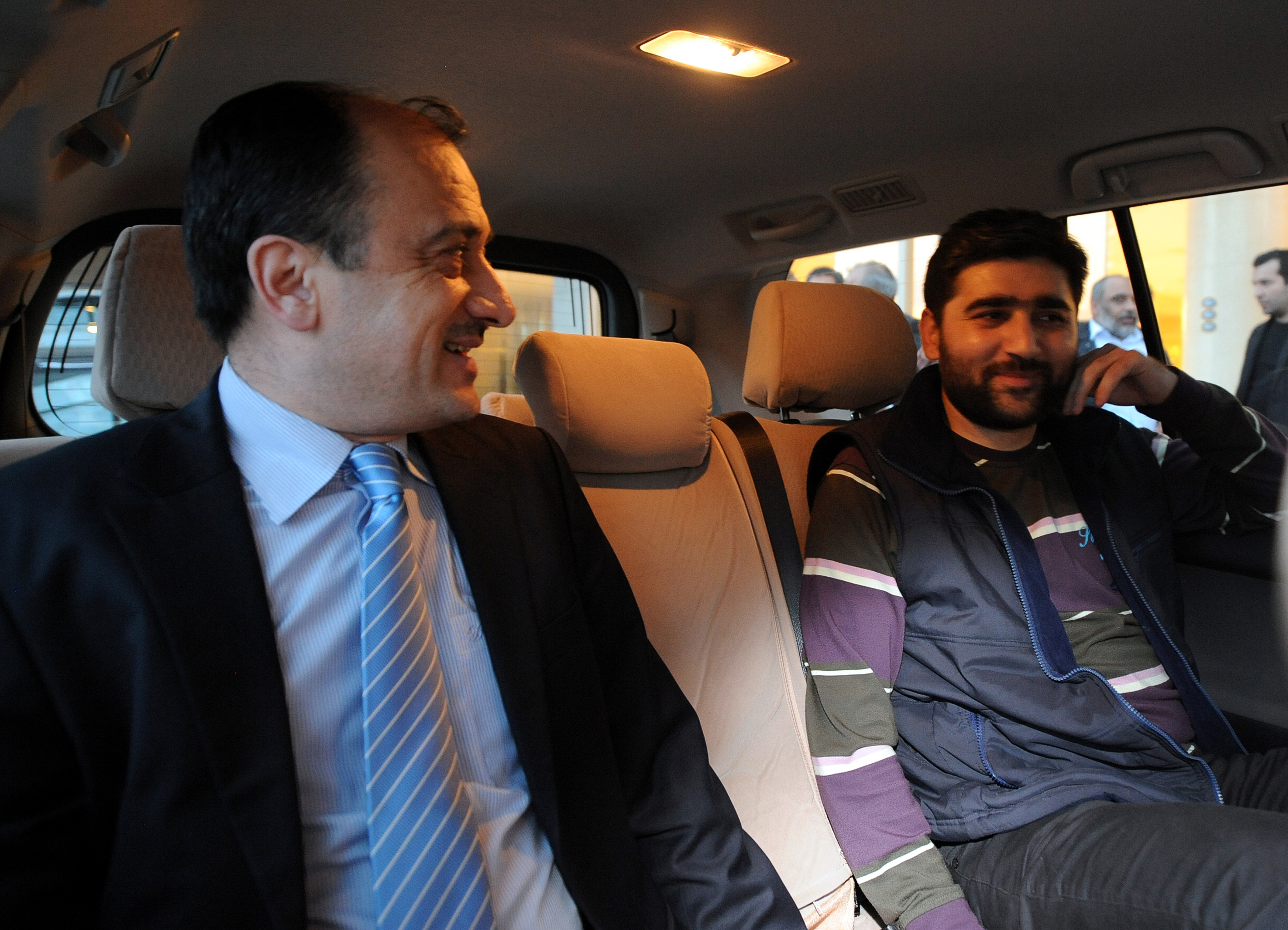 Adem Özköse ve Hamit Coşkun, Türkiye'ye geliyor Adem Özköse ve Hamit Coşkun, Türkiye'ye geliyor
