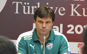 Sağlam: 7-8 futbolcuyla yolları ayıracağız