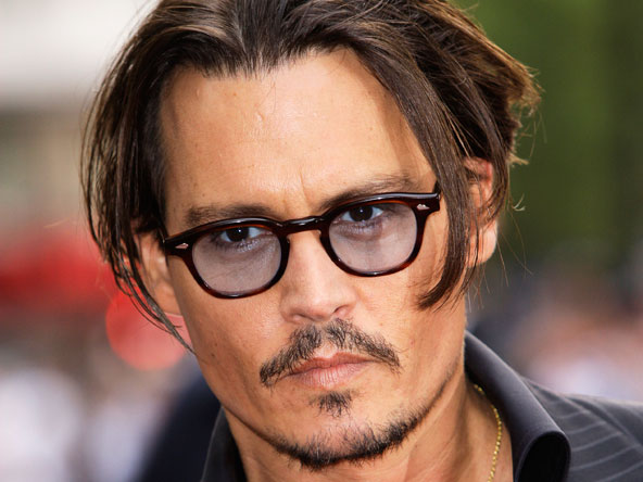 Johnny Depp artık bir Komançi 