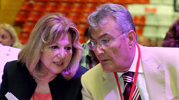CHP'de yine kongre yine kavga CHP'de yine kongre yine kavga