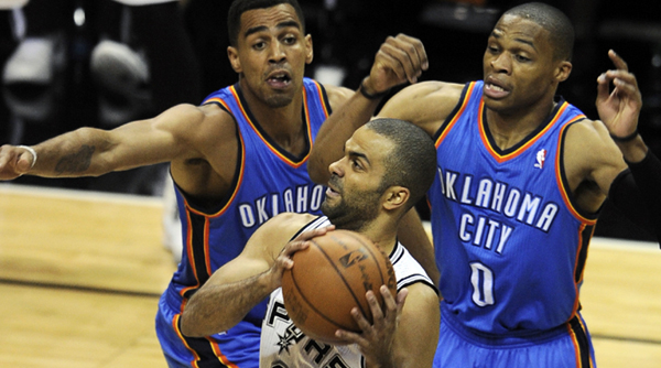 İlk raunt San Antonio'nun İlk raunt San Antonio'nun