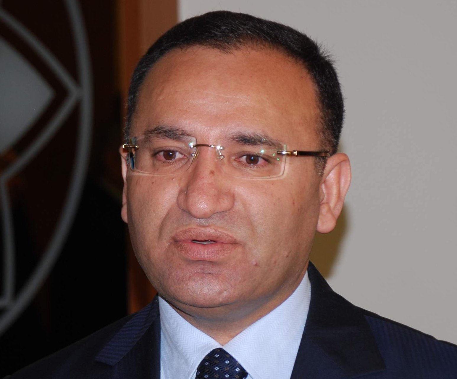 Bozdağ: Türkiye sivilleşiyor