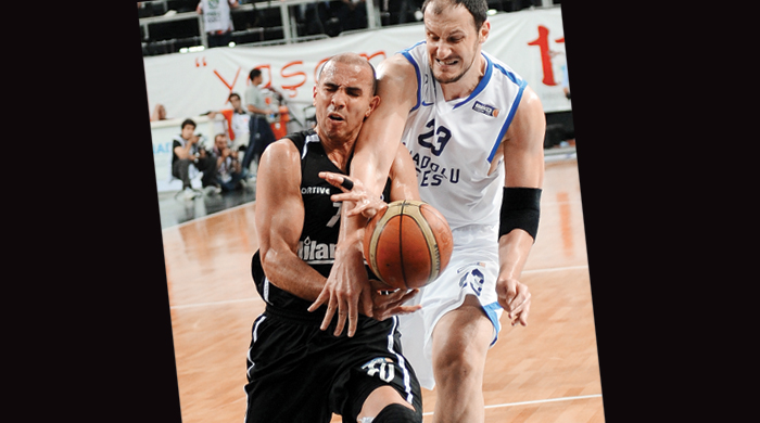 Kartal'da düğün hazırlığı: 76-71 Kartal'da düğün hazırlığı: 76-71