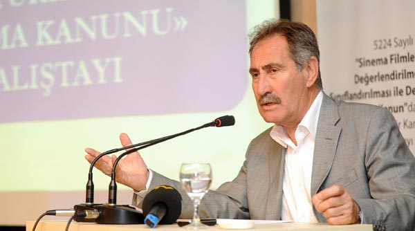 Günay'dan Sulukule ve Çamlıca'ya cami tepkisi Günay'dan Sulukule ve Çamlıca'ya cami tepkisi