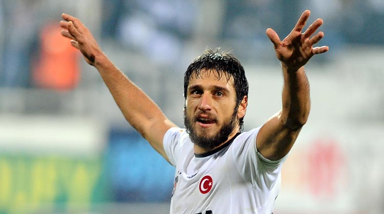Egemen, Beşiktaş'tan ayrılıyor