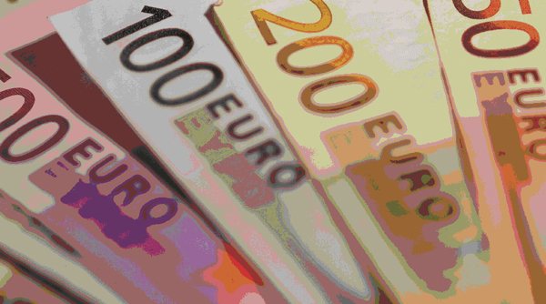 Yunanistan'dan kaçan para Türk bankalara akıyor Yunanistan'dan kaçan para Türk bankalara akıyor