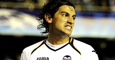 Fenerbahçe Costa için ikiye bölündü Fenerbahçe Costa için ikiye bölündü