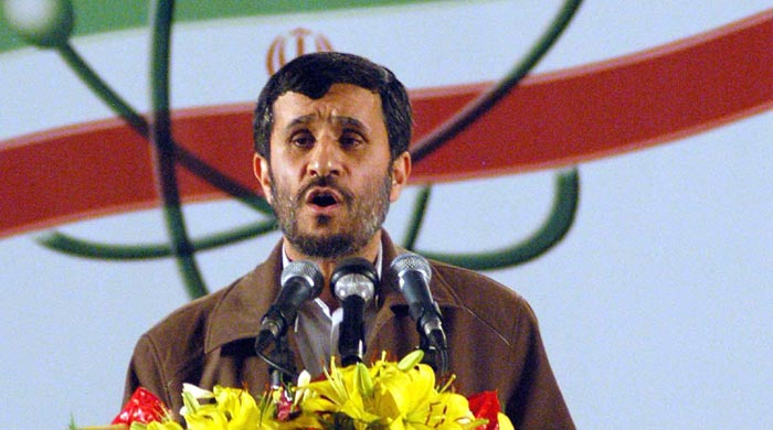 Ahmedinejad: Bu kadar yeter bırakıyorum