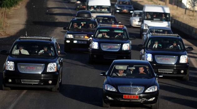 Diyarbakır&#039;da direksiyona geçti 