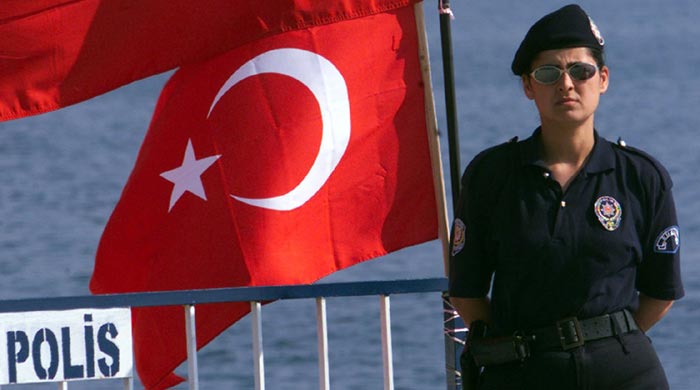 Polise sicil notu yerine performans puanı Polise sicil notu yerine performans puanı