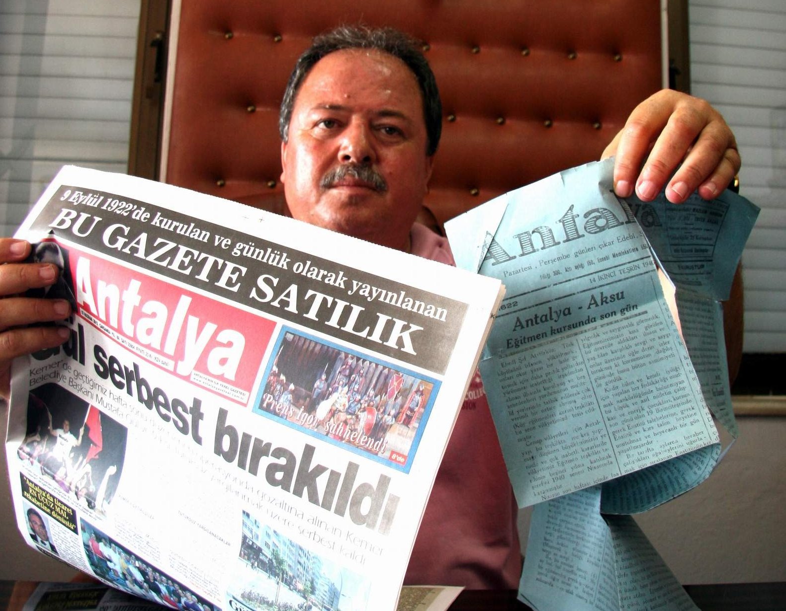 90 yıllık gazete, satılığa çıkarıldı